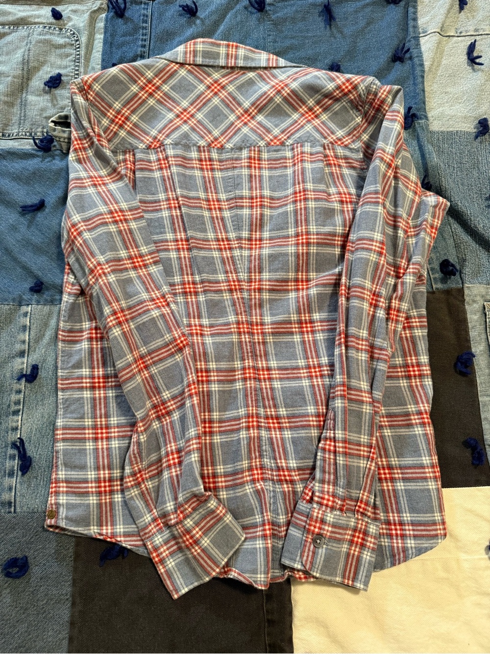 Pendleton M Women's Blue and Red Plaid Button-Down Shirt - Picture 5 of 5